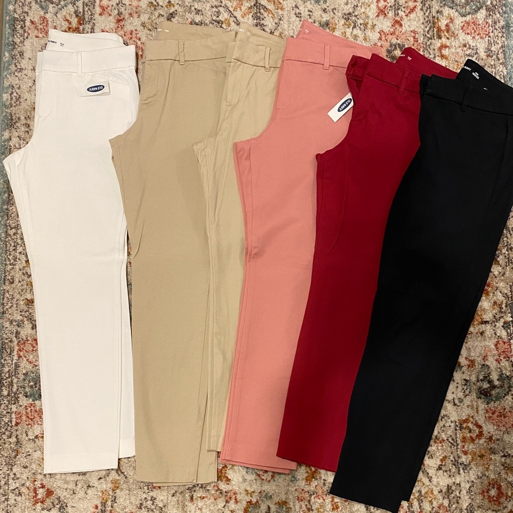 6 pair of Old Navy Pixie Pants